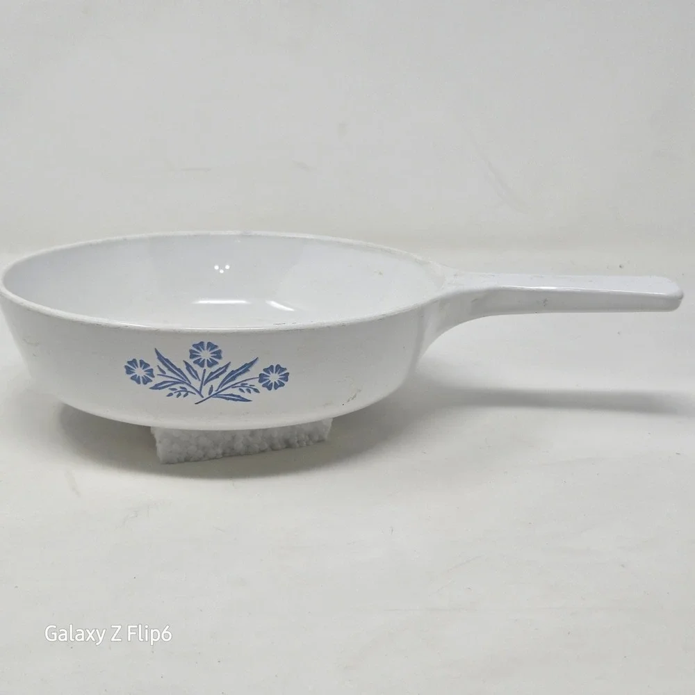 Vintage Corning Ware Blue Cornflower 6.5 Inch Skillet P-83- Range Microwave Safe